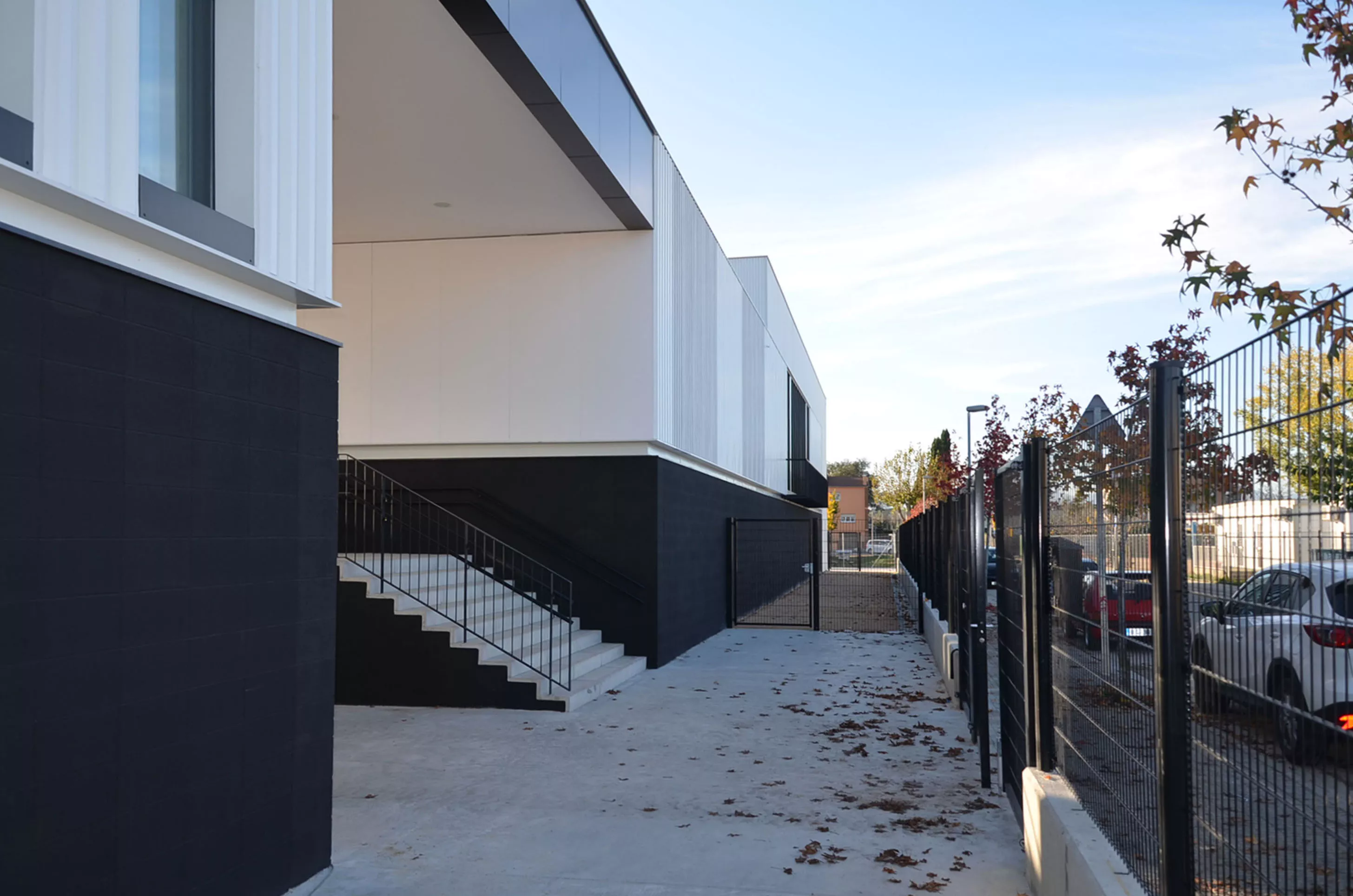 façana carrer CEIP La Benaula