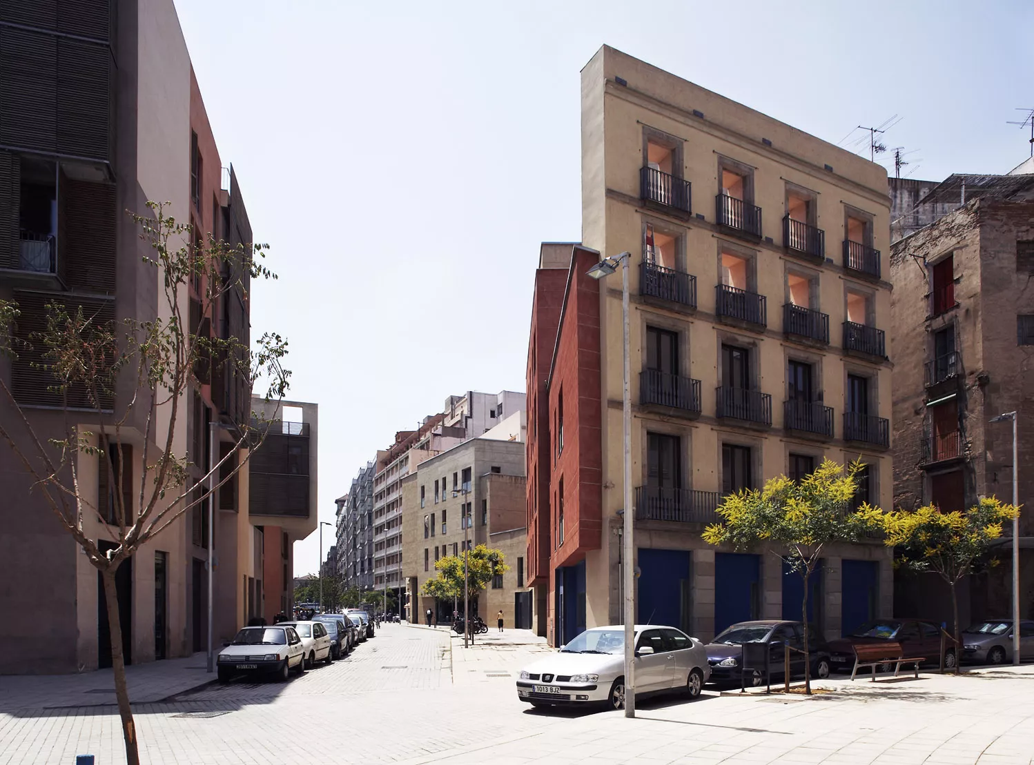 façana habitatges Avinguda Francesc Cambó Barcelona