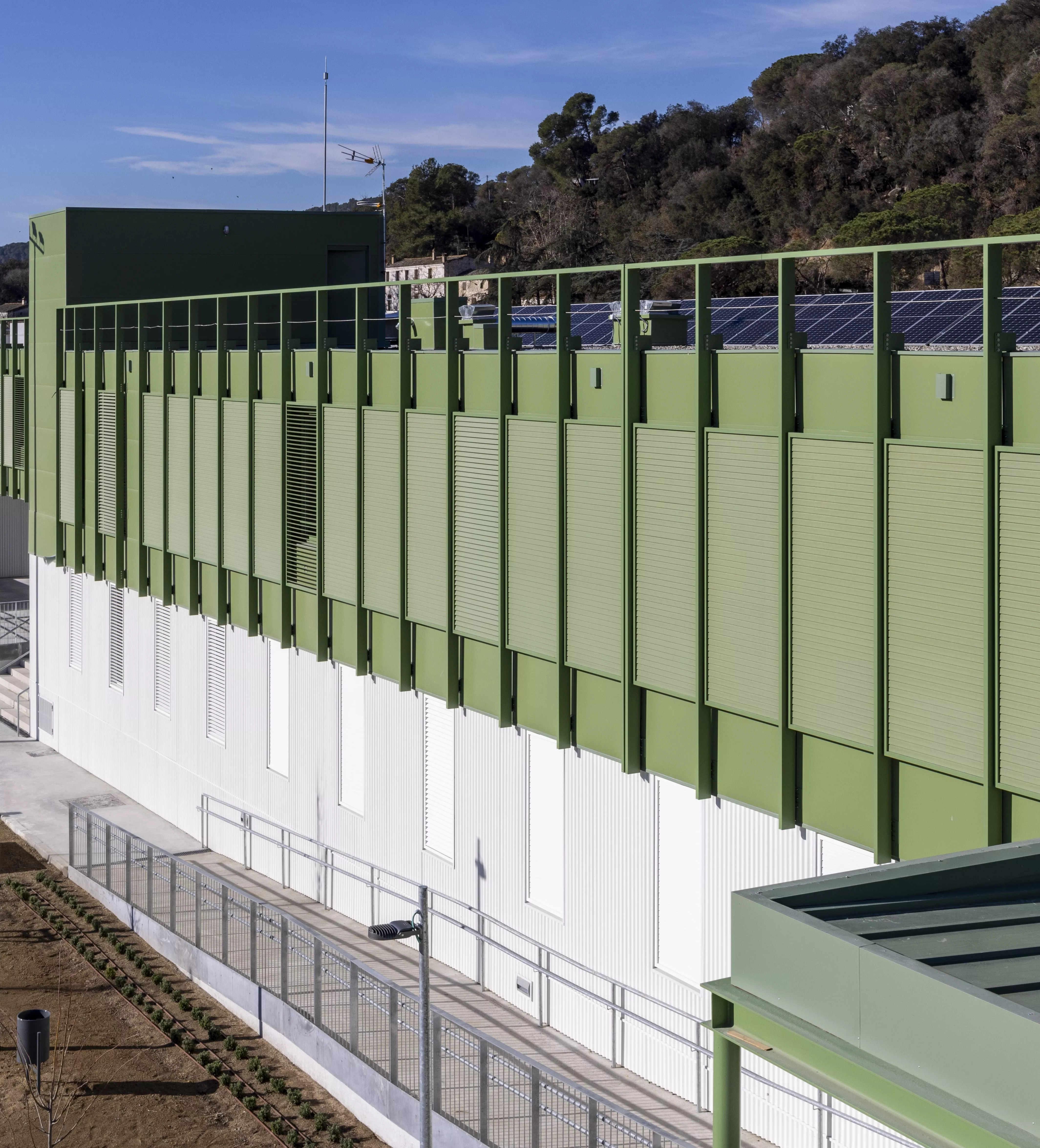 façana Institut Els Roures Dosrius